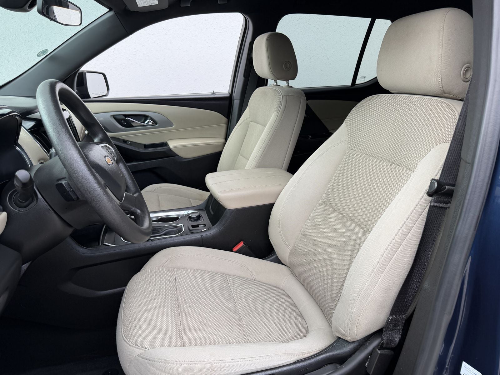 2022 Chevrolet Traverse LS