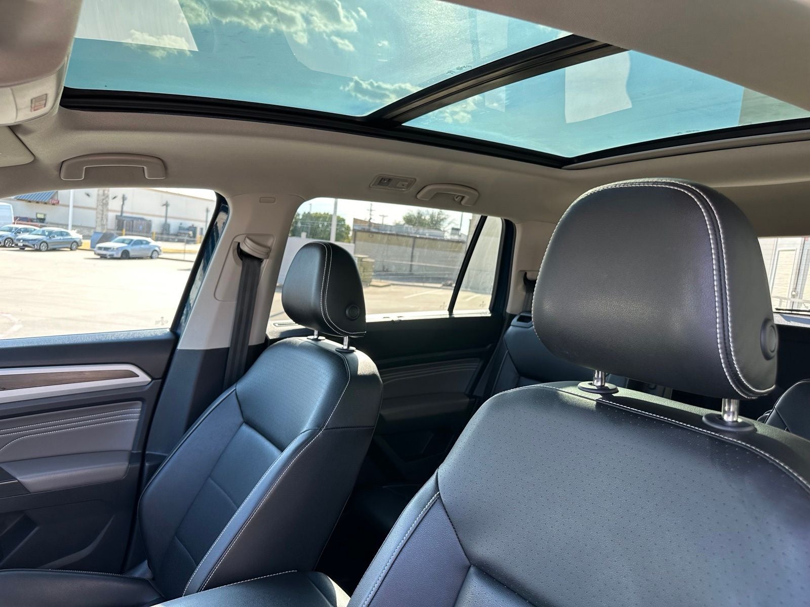 2023 Volkswagen Atlas 3.6L V6 SE w/Technology