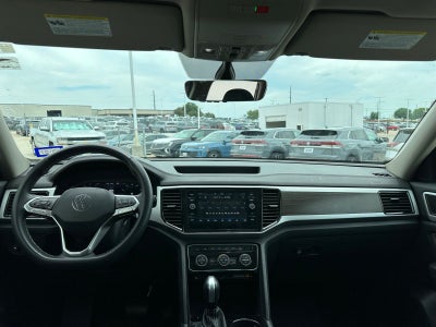 2022 Volkswagen Atlas 3.6L V6 SE w/Technology