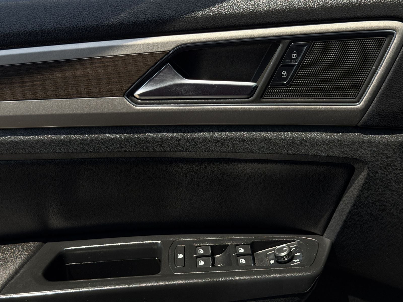 2019 Volkswagen Atlas 3.6L V6 SE w/Technology