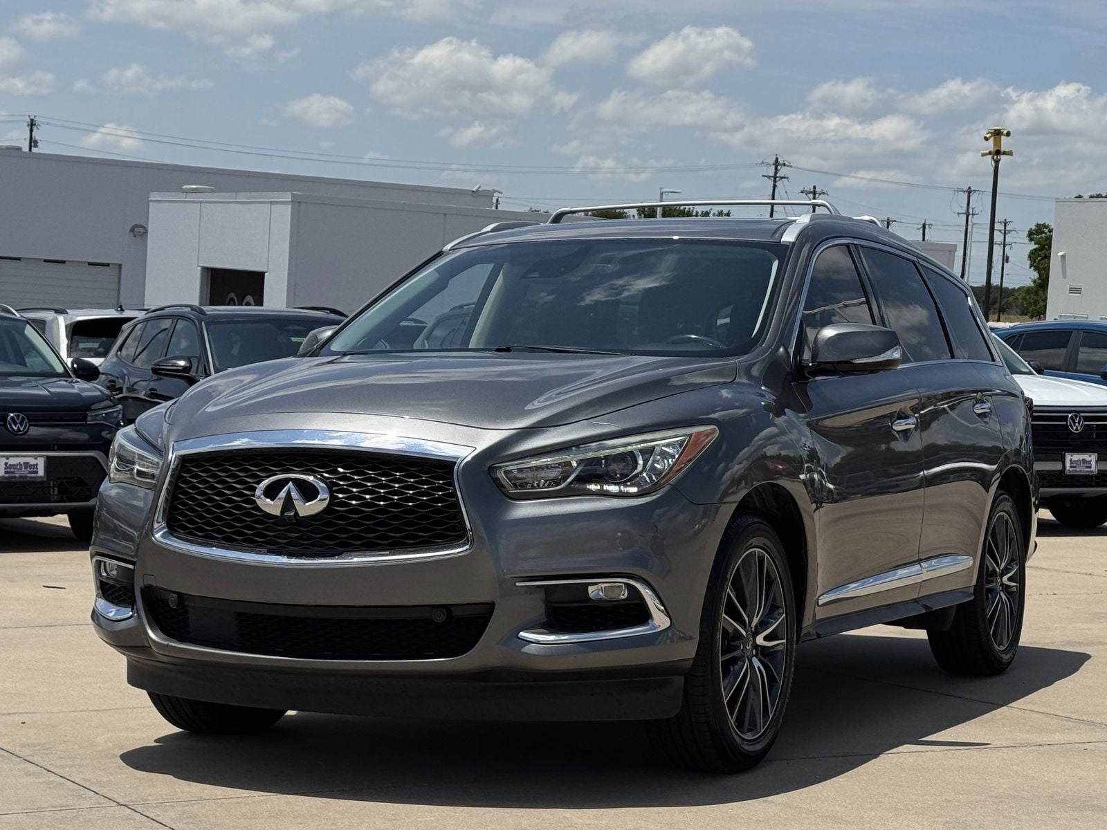 2019 INFINITI QX60 LUXE