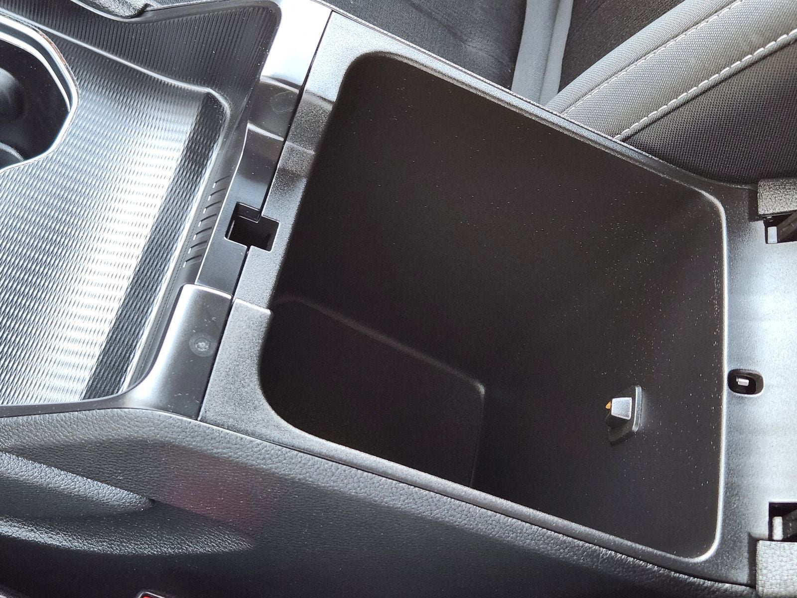 2025 Jeep Grand Cherokee Laredo 4x2