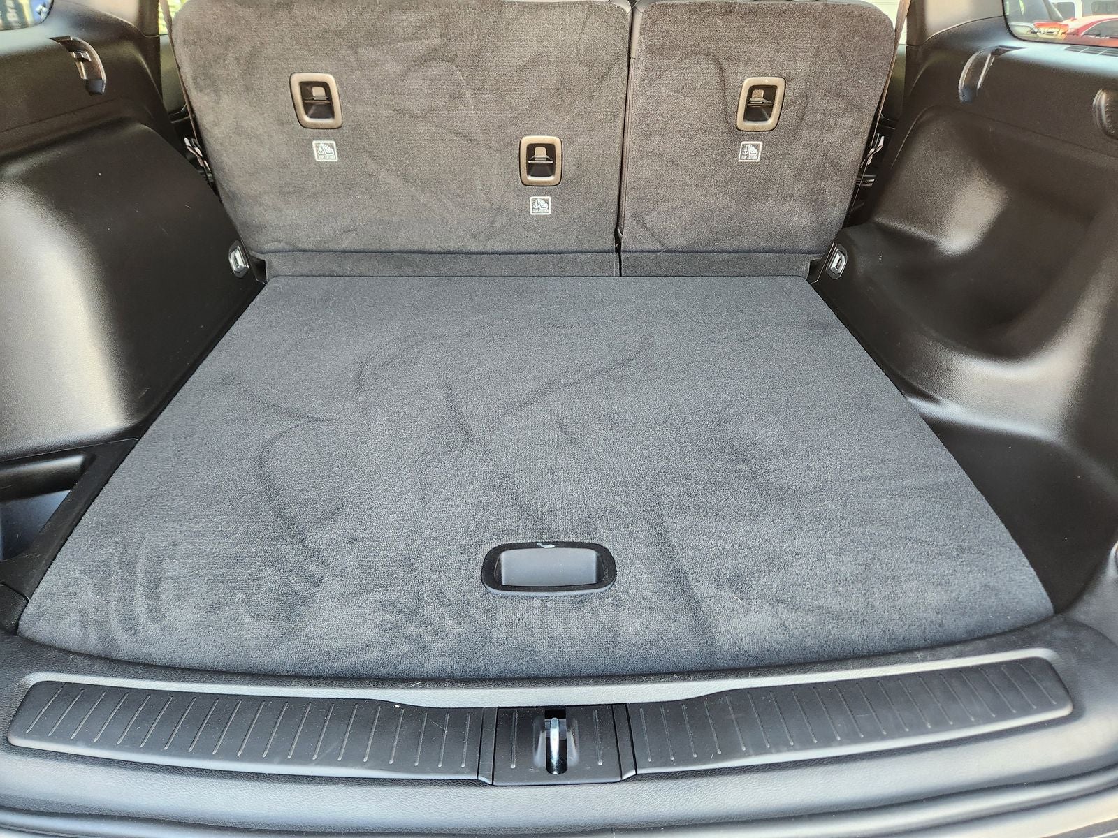 2025 Jeep Grand Cherokee Laredo 4x2