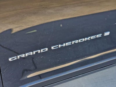 2025 Jeep Grand Cherokee Laredo 4x2