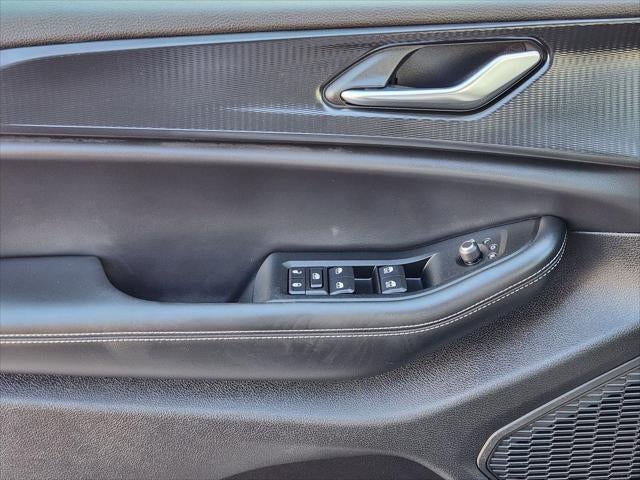 2025 Jeep Grand Cherokee Laredo 4x2