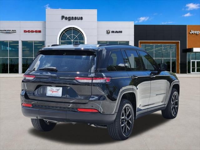 2025 Jeep Grand Cherokee Altitude 4x4