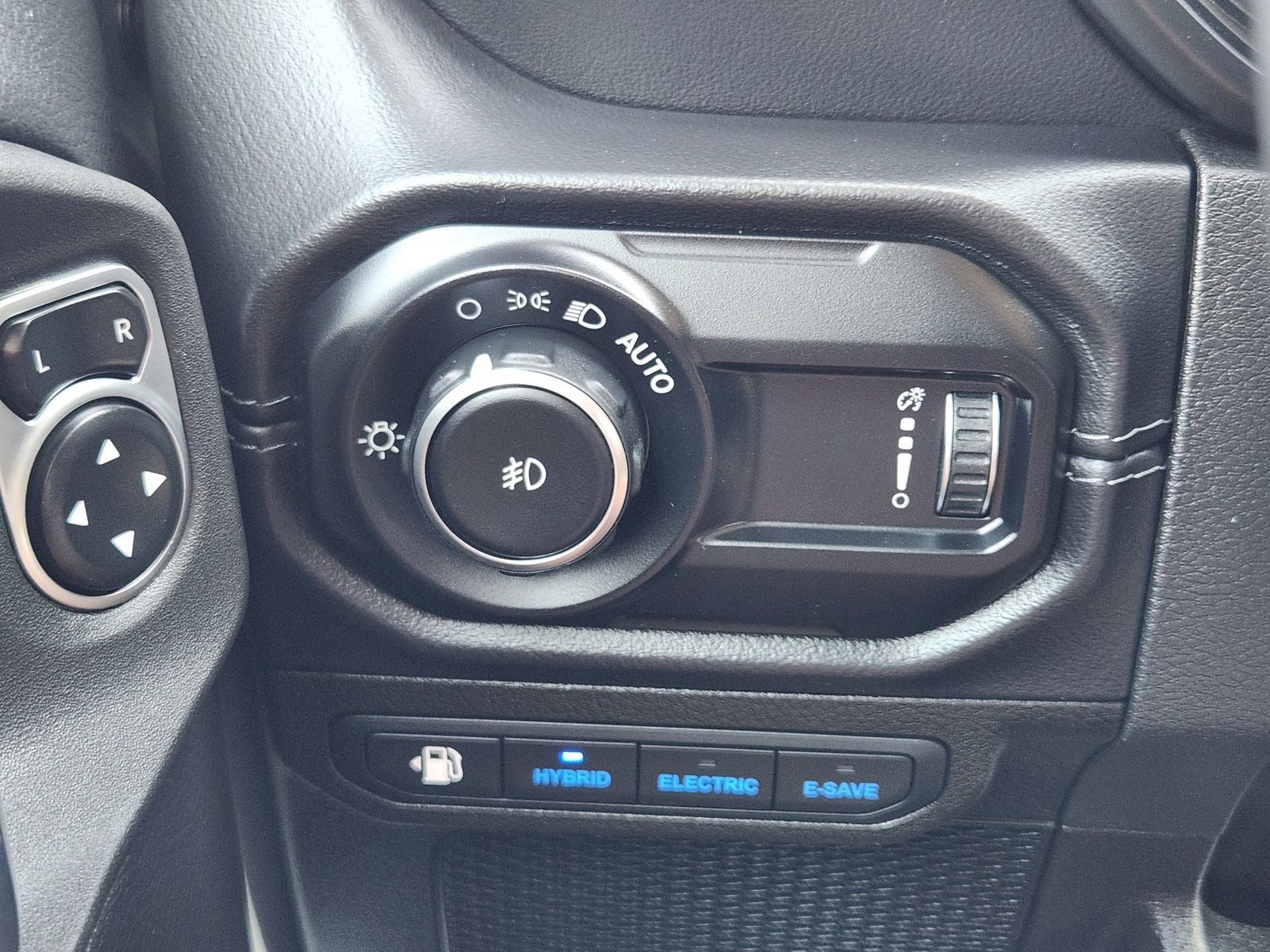 2024 Jeep Wrangler 4xe Sahara 4xe