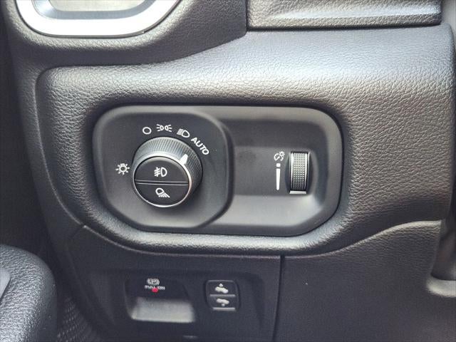 2023 RAM Ram 1500 Lone Star Crew Cab 4x4 5'7' Box