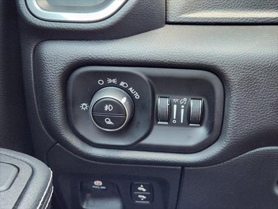 2025 RAM Ram 1500 Laramie Crew Cab 4x4 5'7' Box