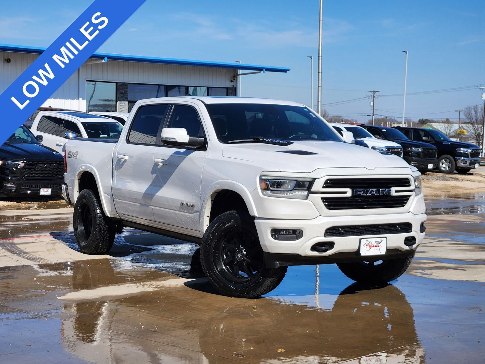 2019 RAM Ram 1500 Laramie Crew Cab 4x4 5'7' Box