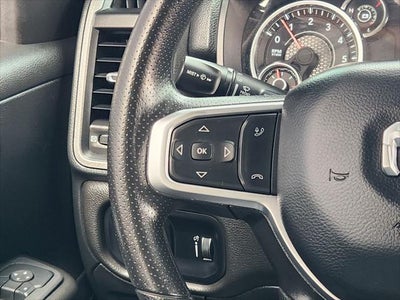 2025 RAM Ram 1500 Tradesman Crew Cab 4x4 6'4' Box