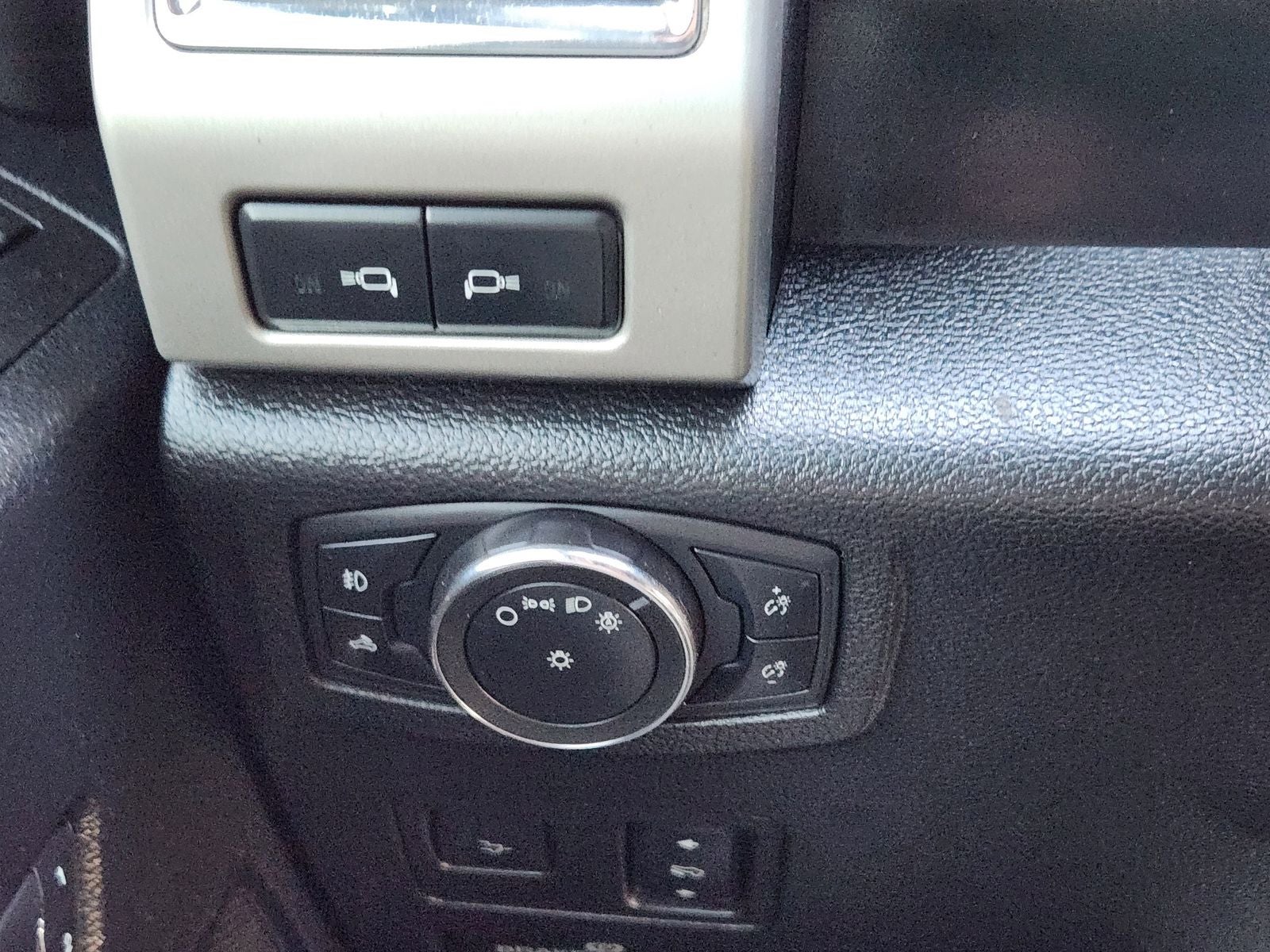 2017 Ford F-350 LARIAT