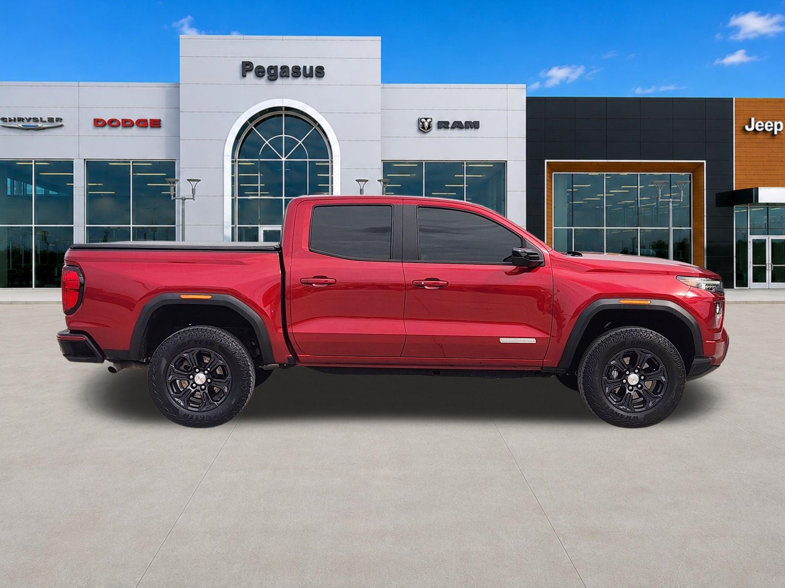 2023 GMC Canyon 2WD Crew Cab Short Box Elevation