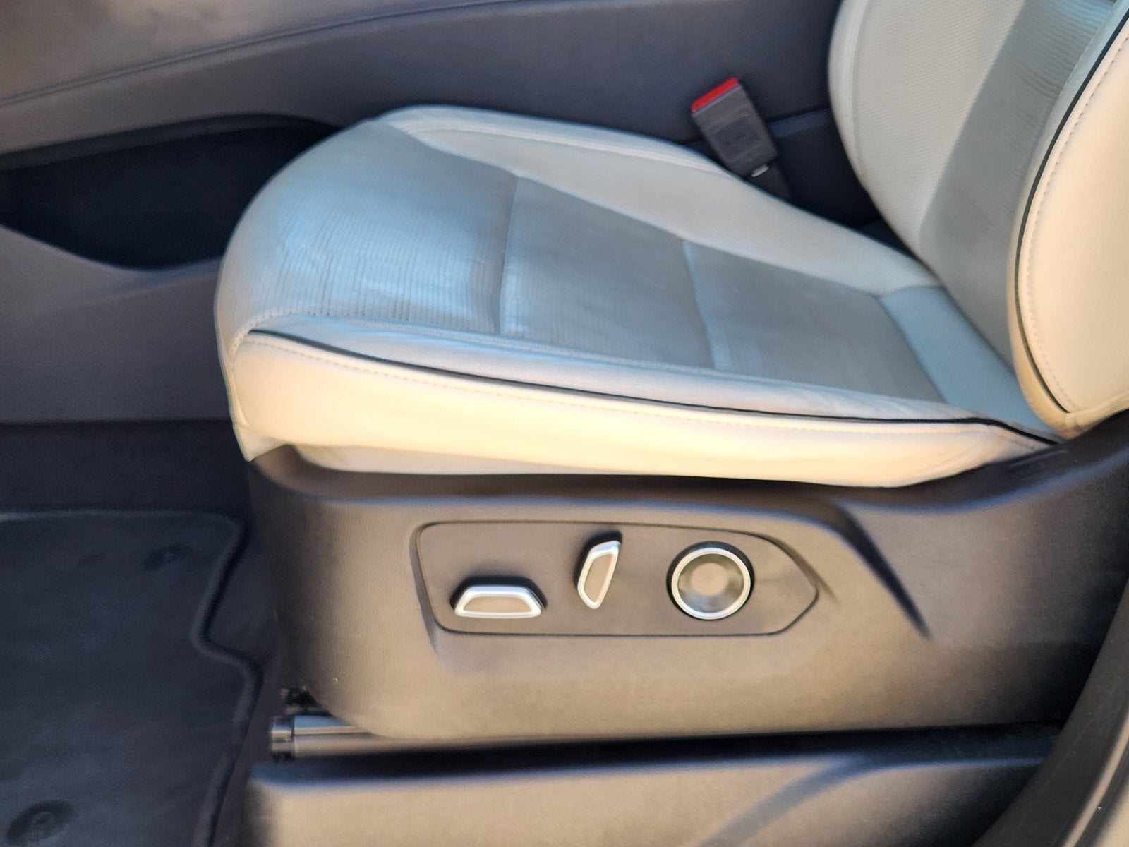 2024 Cadillac Escalade ESV 2WD Sport