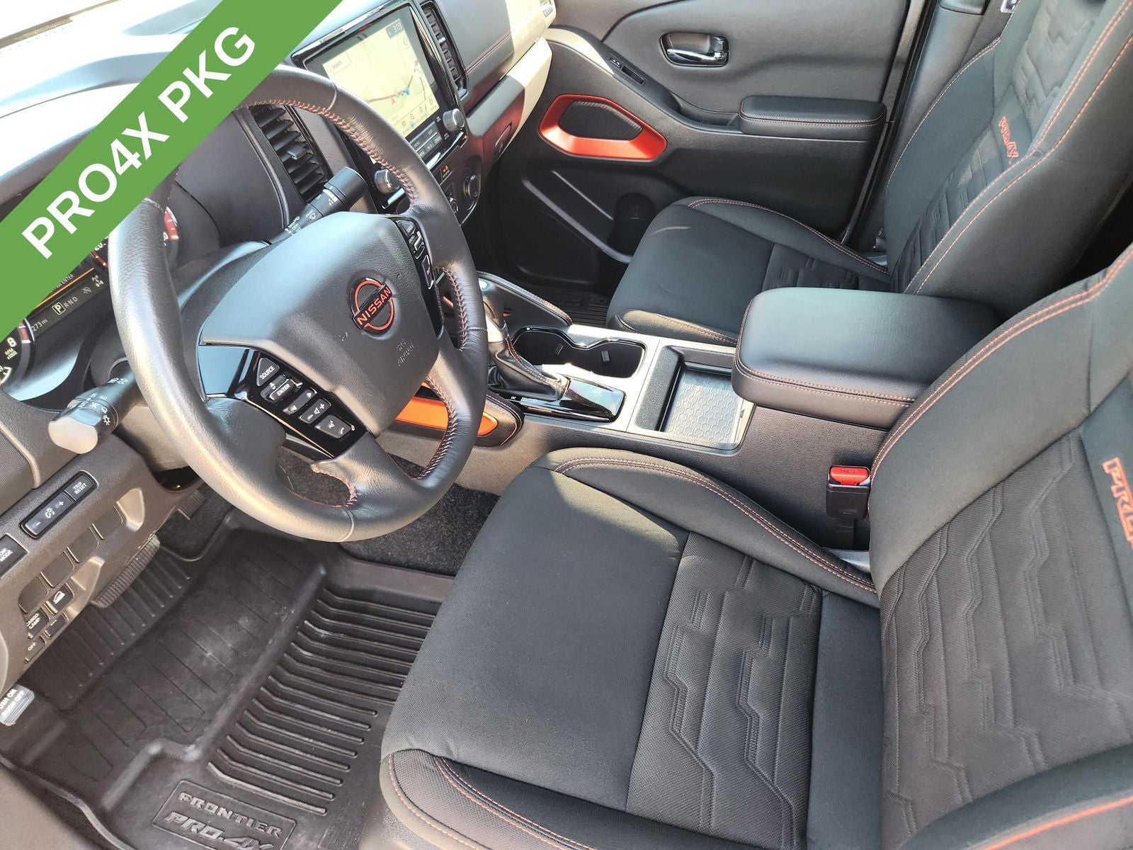 2024 Nissan Frontier Crew Cab PRO-4X 4x4