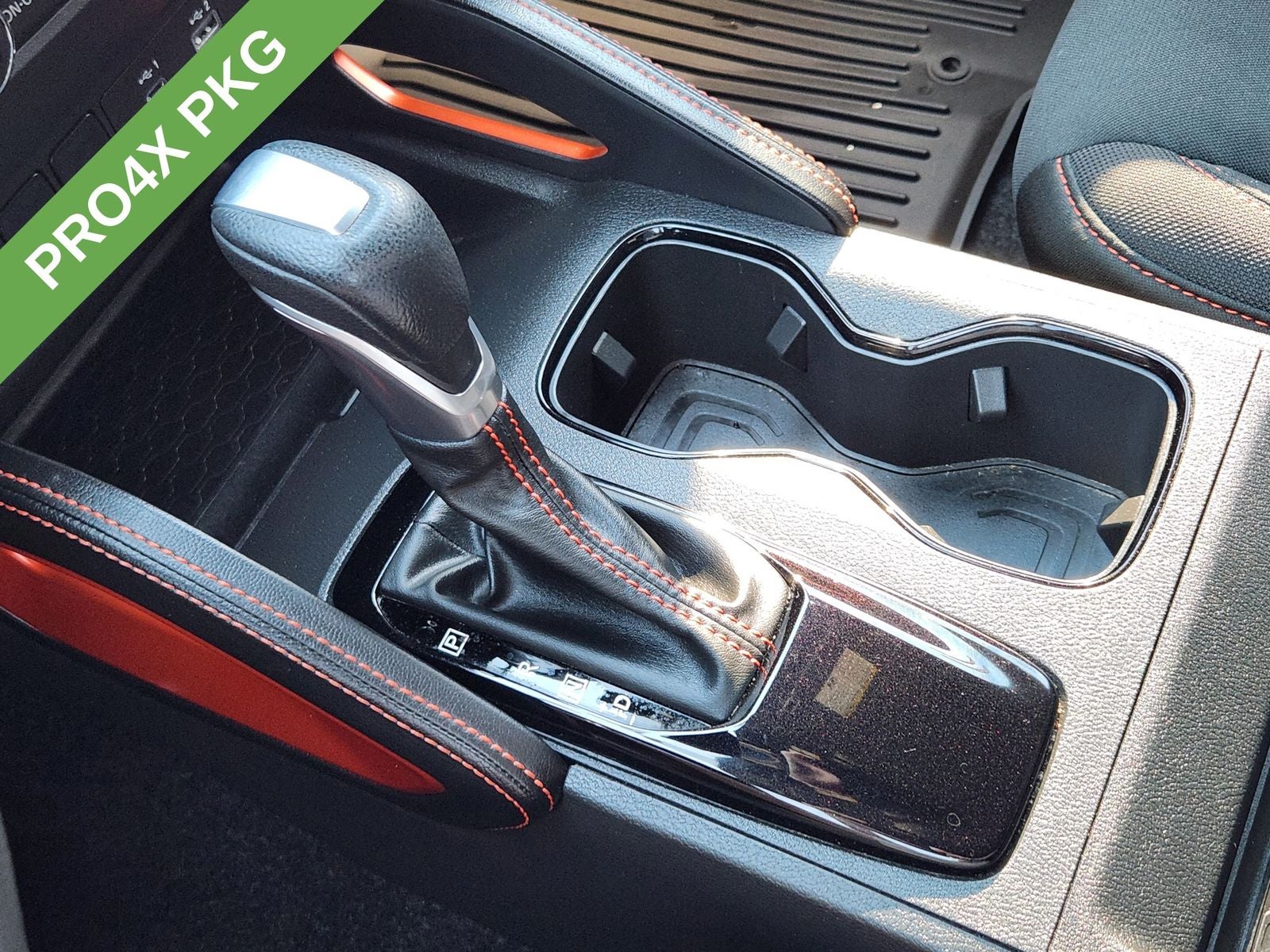 2024 Nissan Frontier Crew Cab PRO-4X 4x4