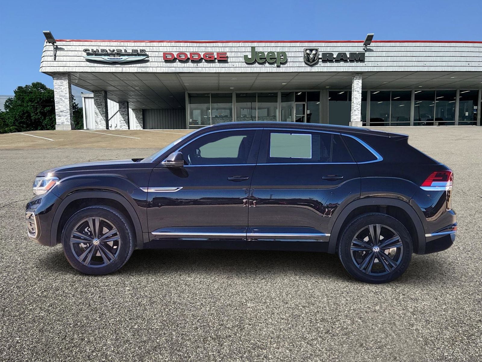 2022 Volkswagen Atlas Cross Sport 3.6L V6 SEL R-Line