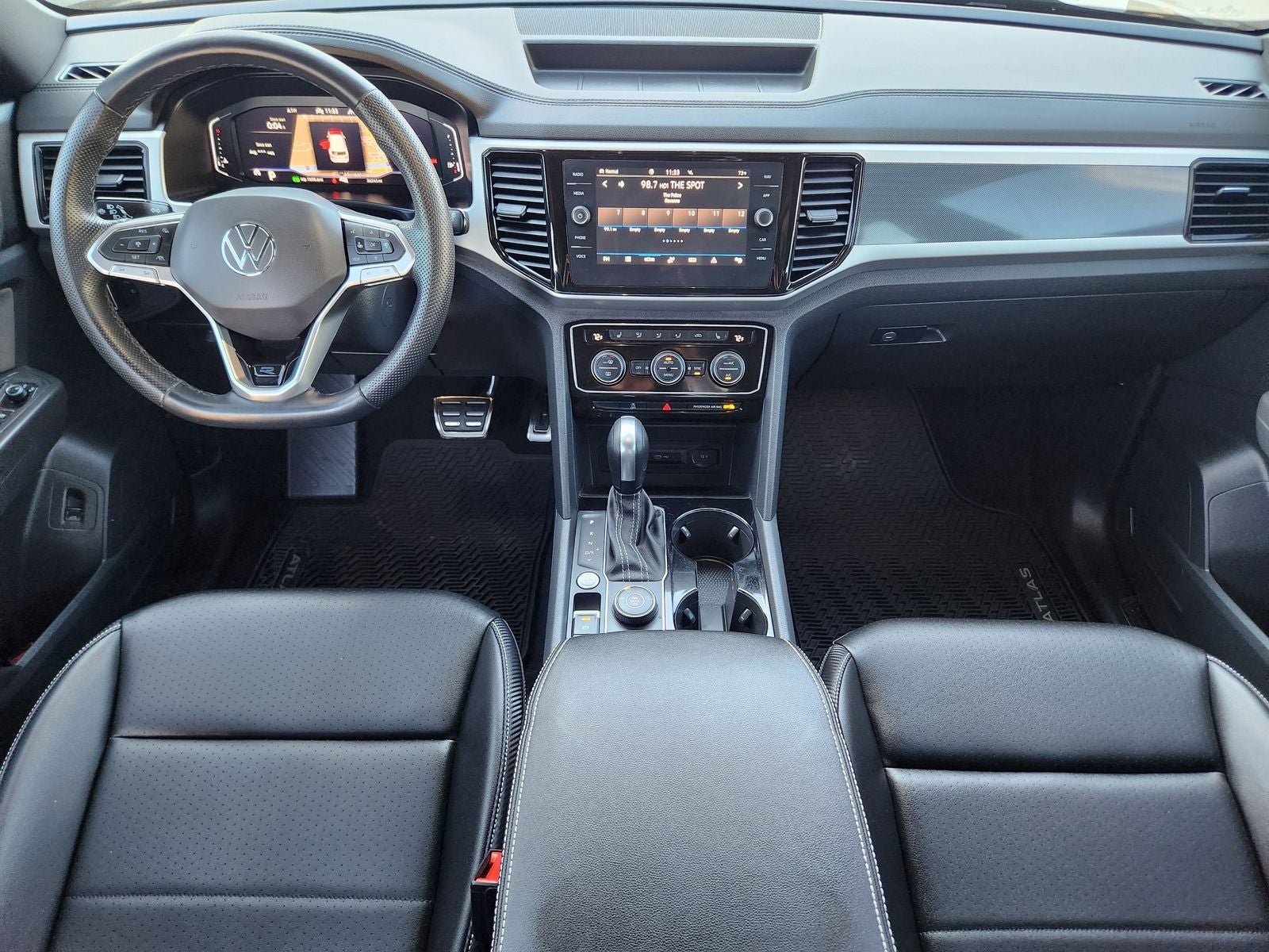 2022 Volkswagen Atlas Cross Sport 3.6L V6 SEL R-Line