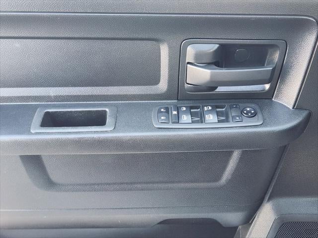 2022 RAM Ram 3500 Tradesman Crew Cab 4x4 8' Box