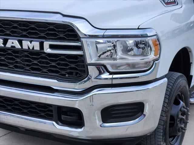 2024 RAM Ram 3500 Tradesman Crew Cab 4x4 8' Box
