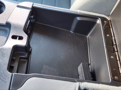 2017 RAM Ram 3500 Tradesman Crew Cab 4x4 8' Box