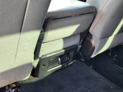 2017 RAM Ram 3500 Tradesman Crew Cab 4x4 8' Box