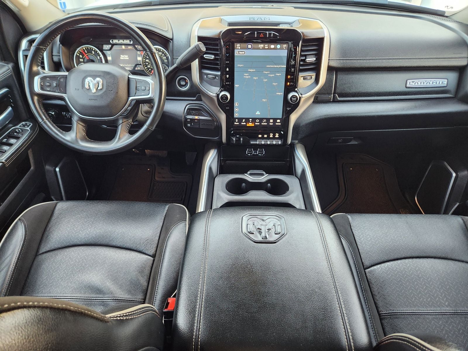 2024 RAM Ram 3500 Laramie Crew Cab 4x4 8' Box