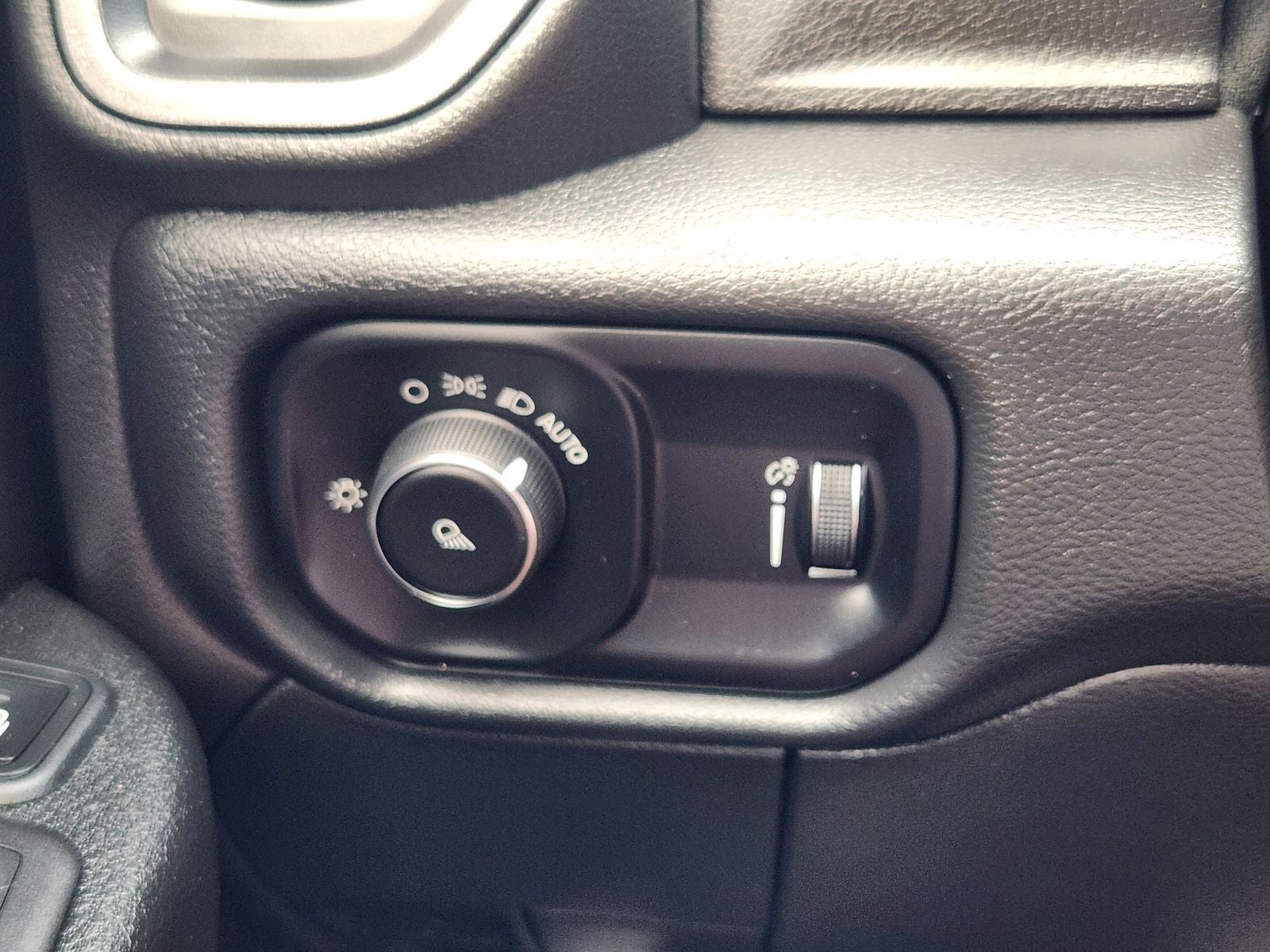 2024 RAM Ram 2500 Tradesman Crew Cab 4x4 6'4' Box