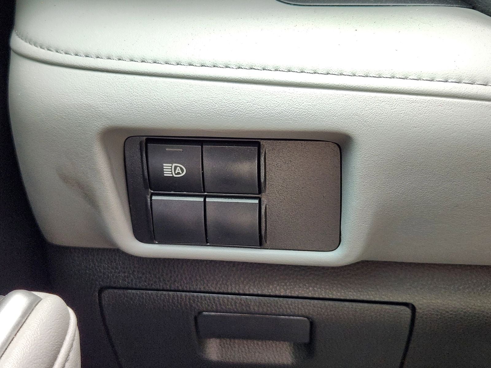 2022 Toyota Highlander L