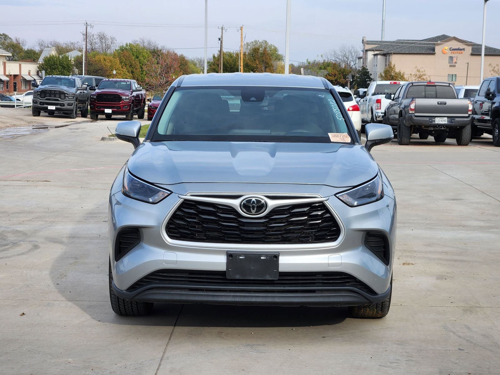2022 Toyota Highlander L