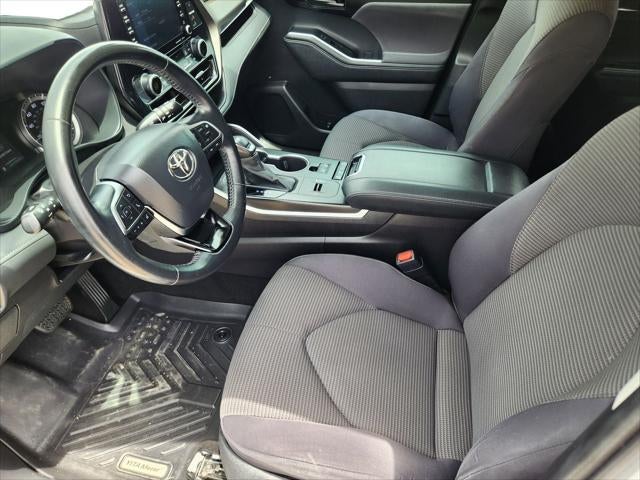 2021 Toyota Highlander LE