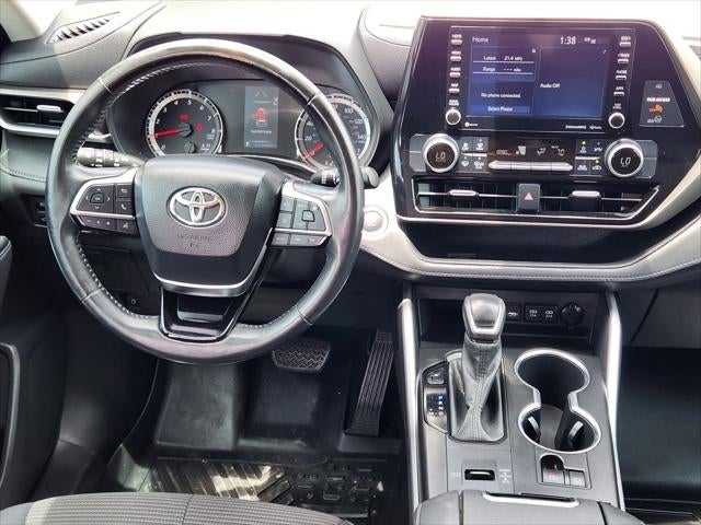 2021 Toyota Highlander LE