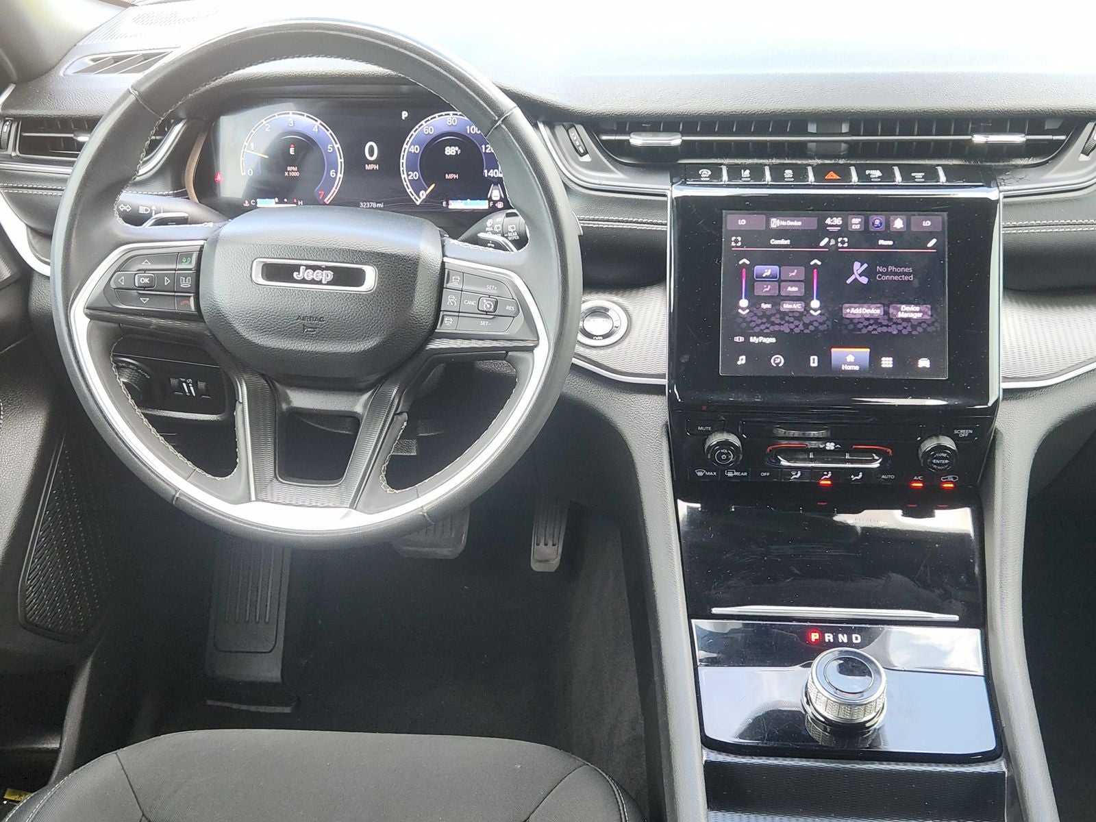 2025 Jeep Grand Cherokee Laredo X 4x2