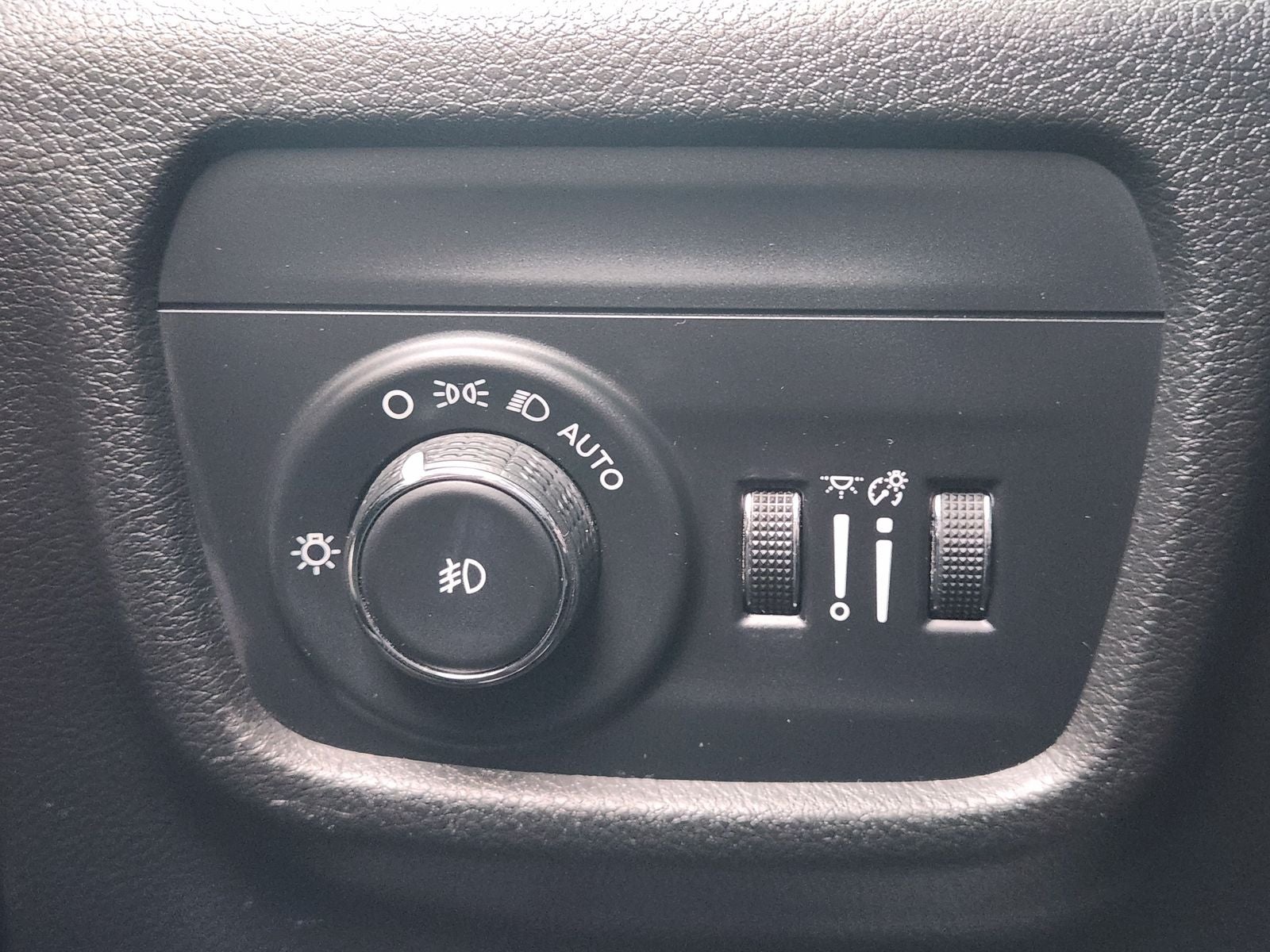 2022 Jeep Grand Cherokee Limited 4x2