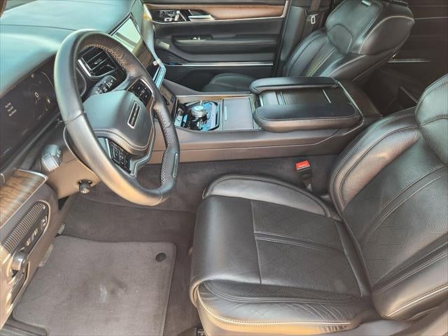 2023 Jeep Grand Wagoneer L Series II 4x4