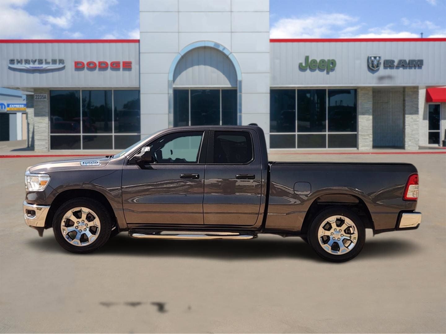 2023 RAM Ram 1500 Lone Star Quad Cab 4x2 6'4' Box