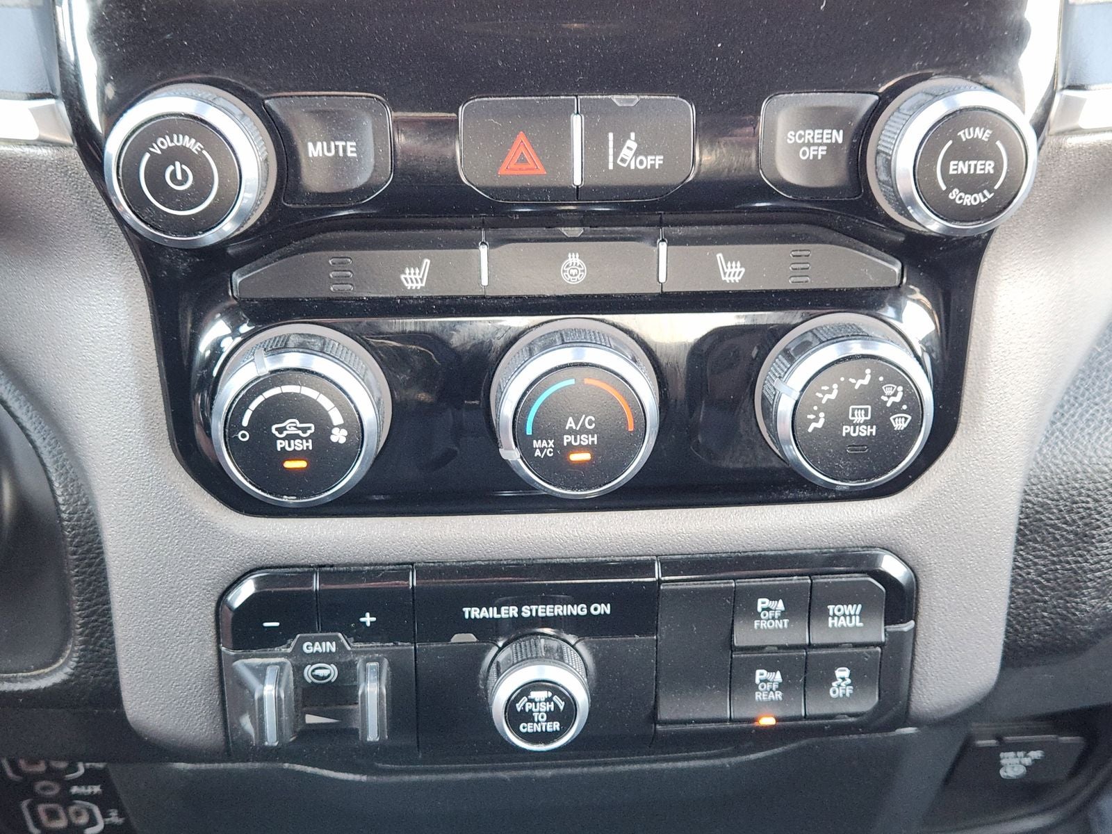 2025 RAM Ram 1500 Lone Star Crew Cab 4x4 5'7' Box