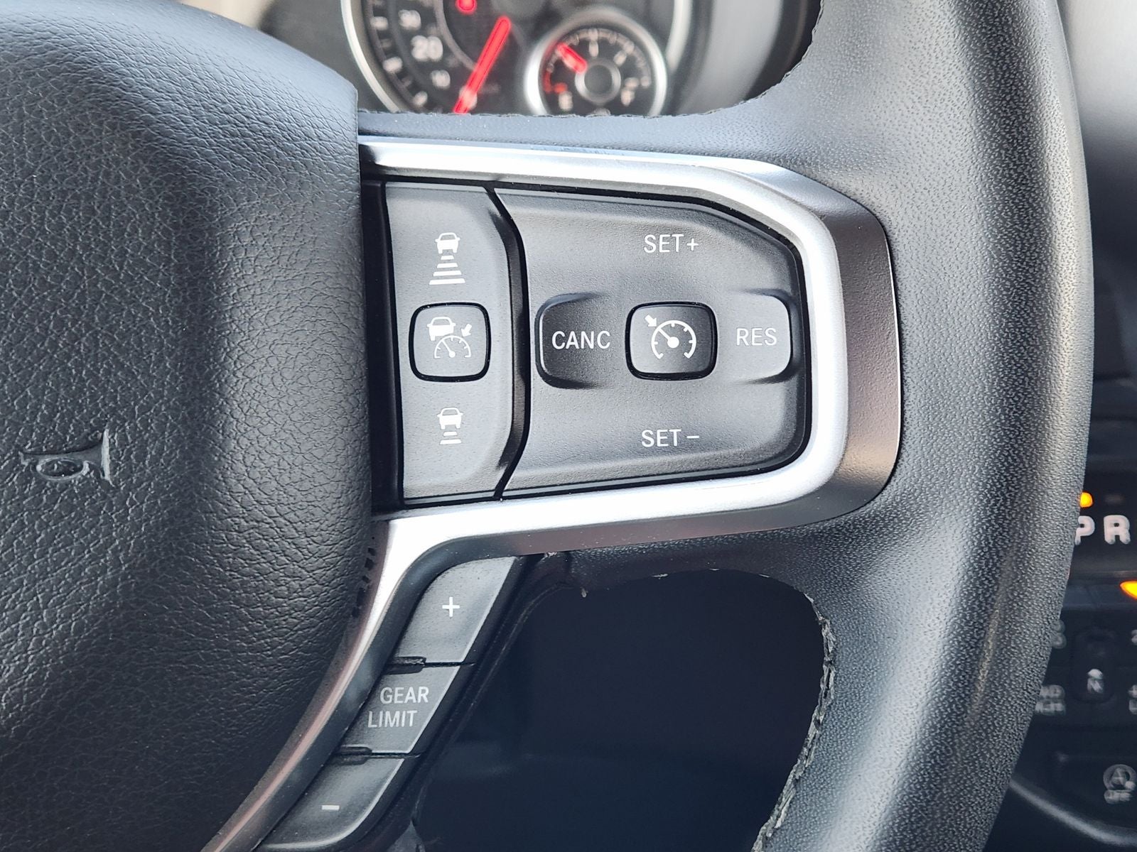 2025 RAM Ram 1500 Lone Star Crew Cab 4x4 5'7' Box