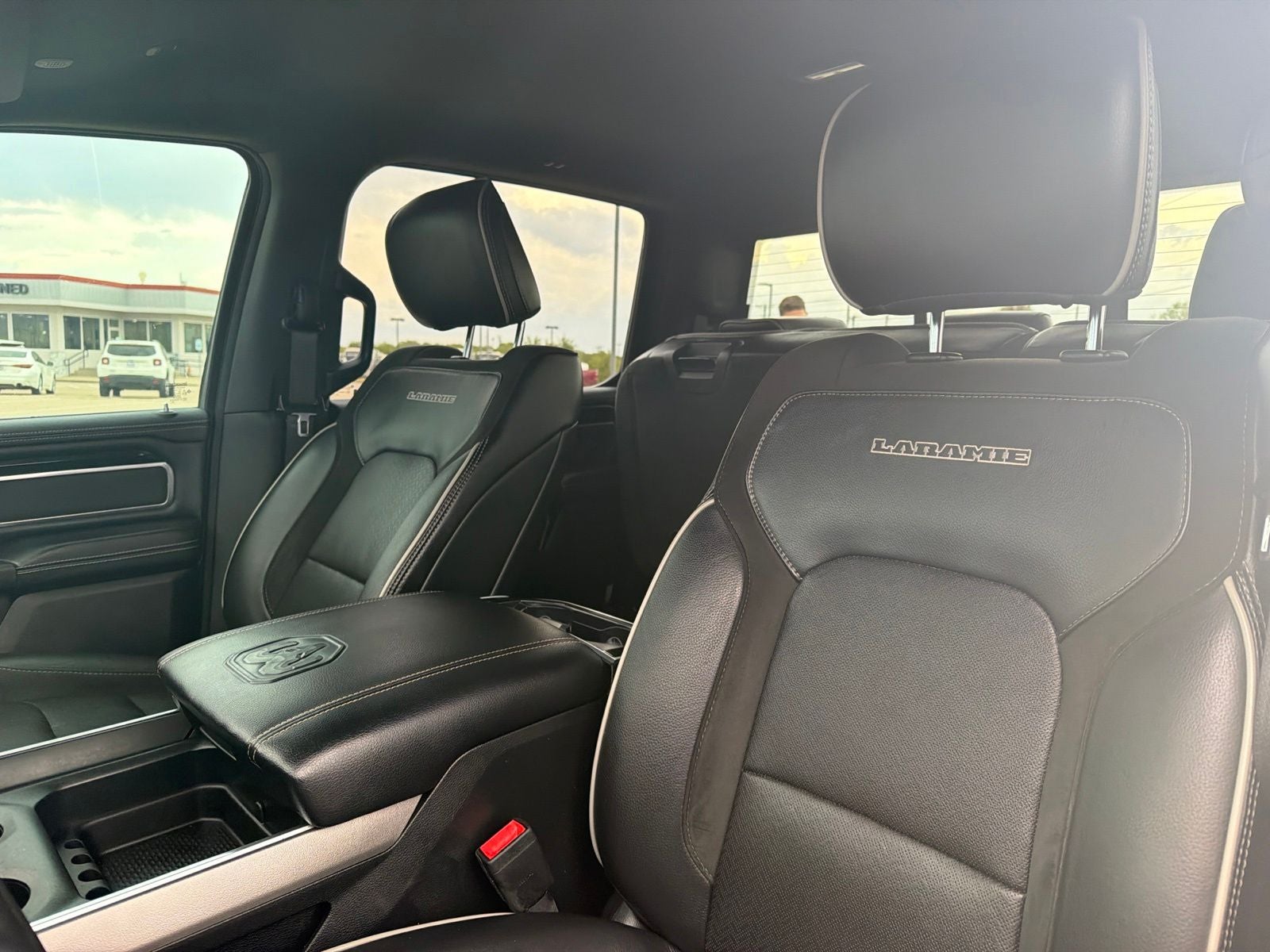 2020 RAM Ram 1500 Laramie Crew Cab 4x4 5'7' Box