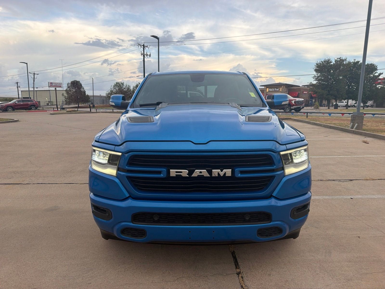 2020 RAM Ram 1500 Laramie Crew Cab 4x4 5'7' Box