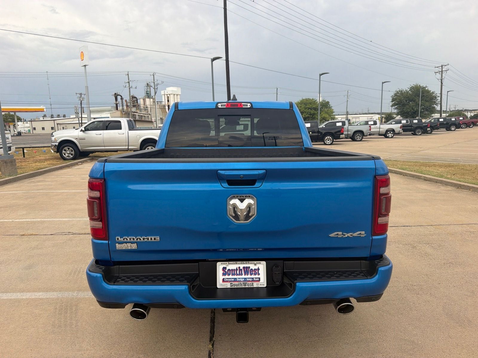 2020 RAM Ram 1500 Laramie Crew Cab 4x4 5'7' Box
