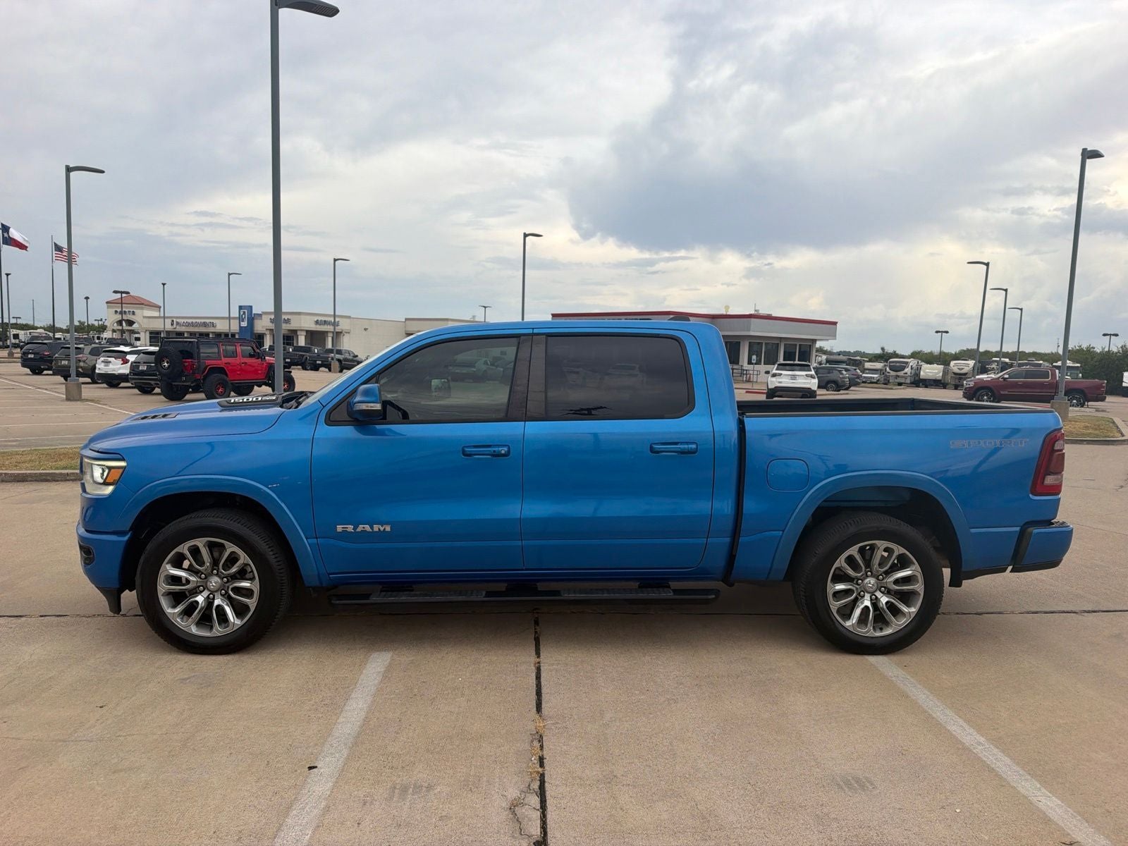 2020 RAM Ram 1500 Laramie Crew Cab 4x4 5'7' Box