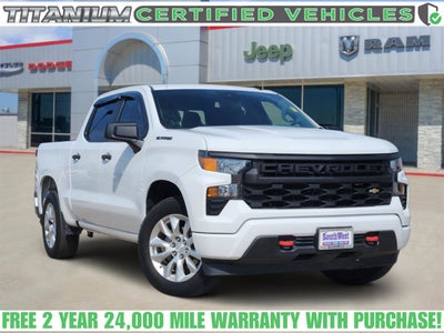 2023 Chevrolet Silverado 1500 2WD Crew Cab Short Bed Custom