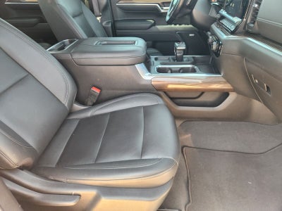 2022 Chevrolet Silverado 1500 4WD Crew Cab Short Bed RST