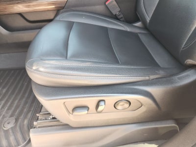 2022 Chevrolet Silverado 1500 4WD Crew Cab Short Bed RST