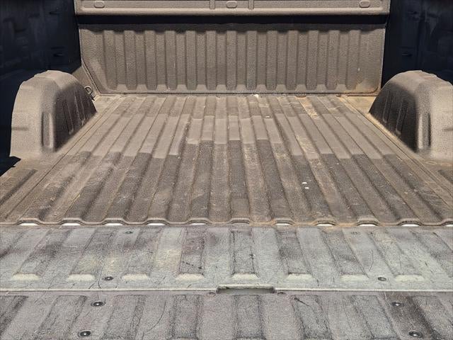 2022 Chevrolet Silverado 1500 4WD Crew Cab Short Bed RST