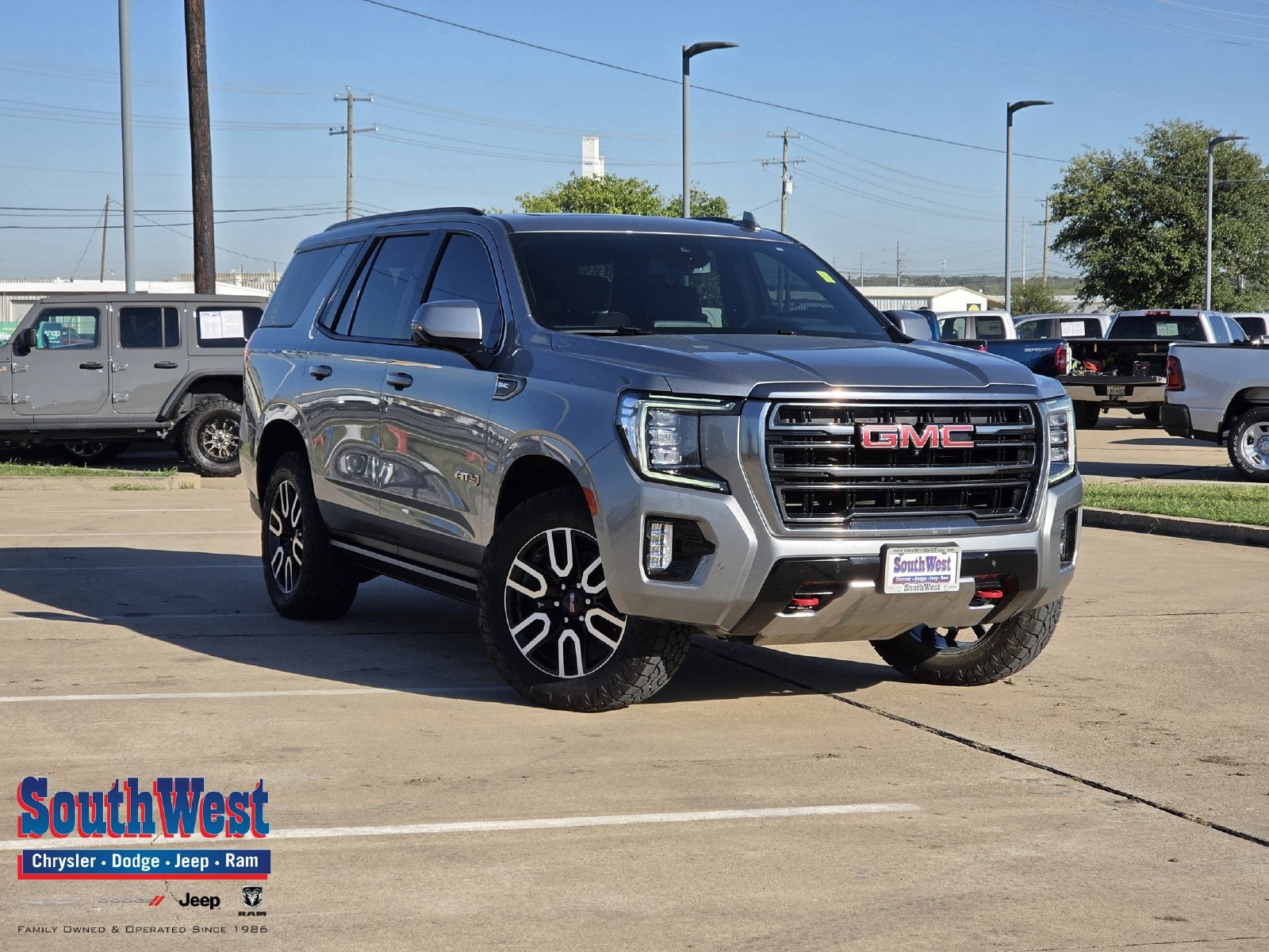 2024 GMC Yukon 4WD AT4