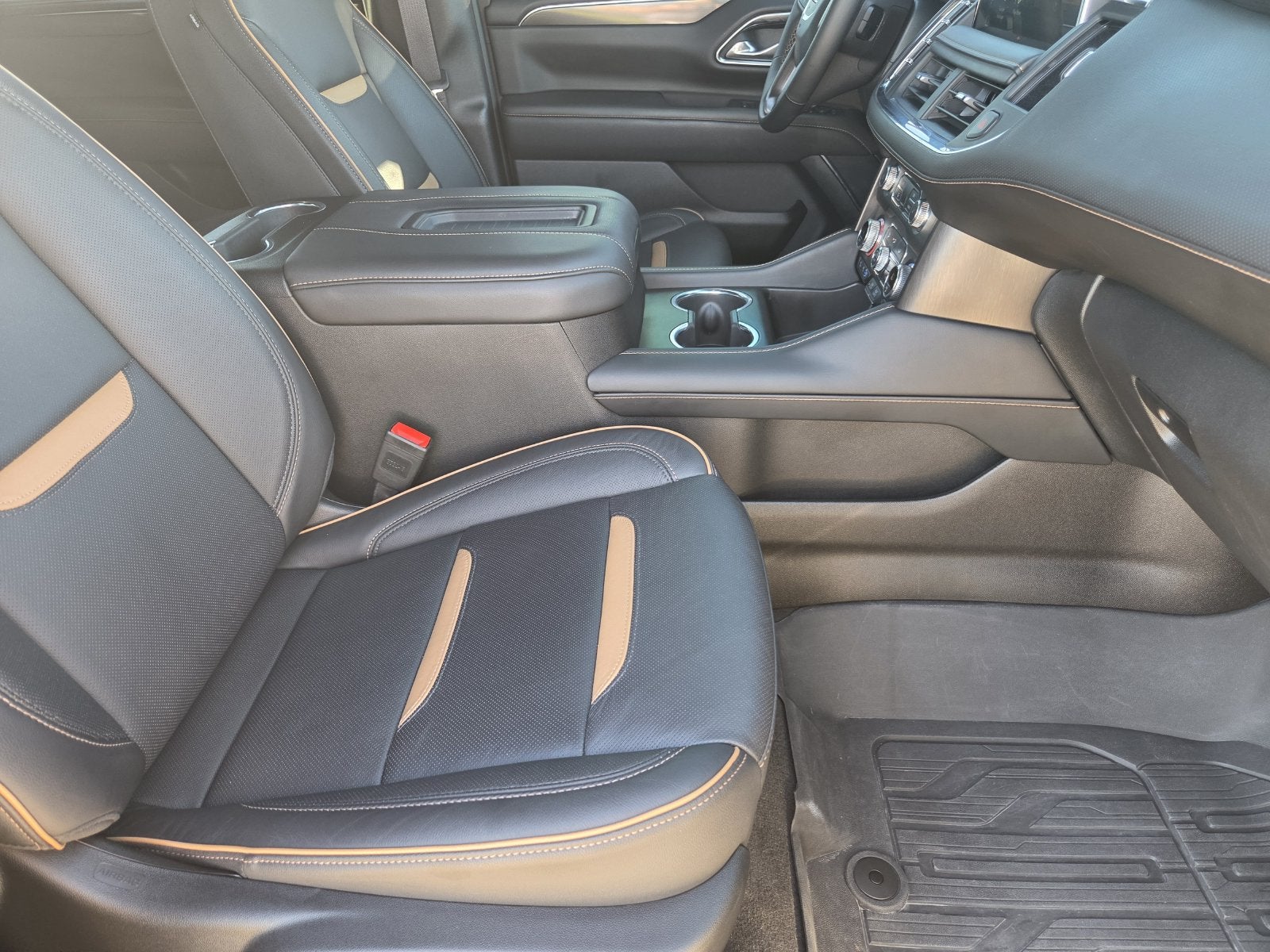 2024 GMC Yukon 4WD AT4