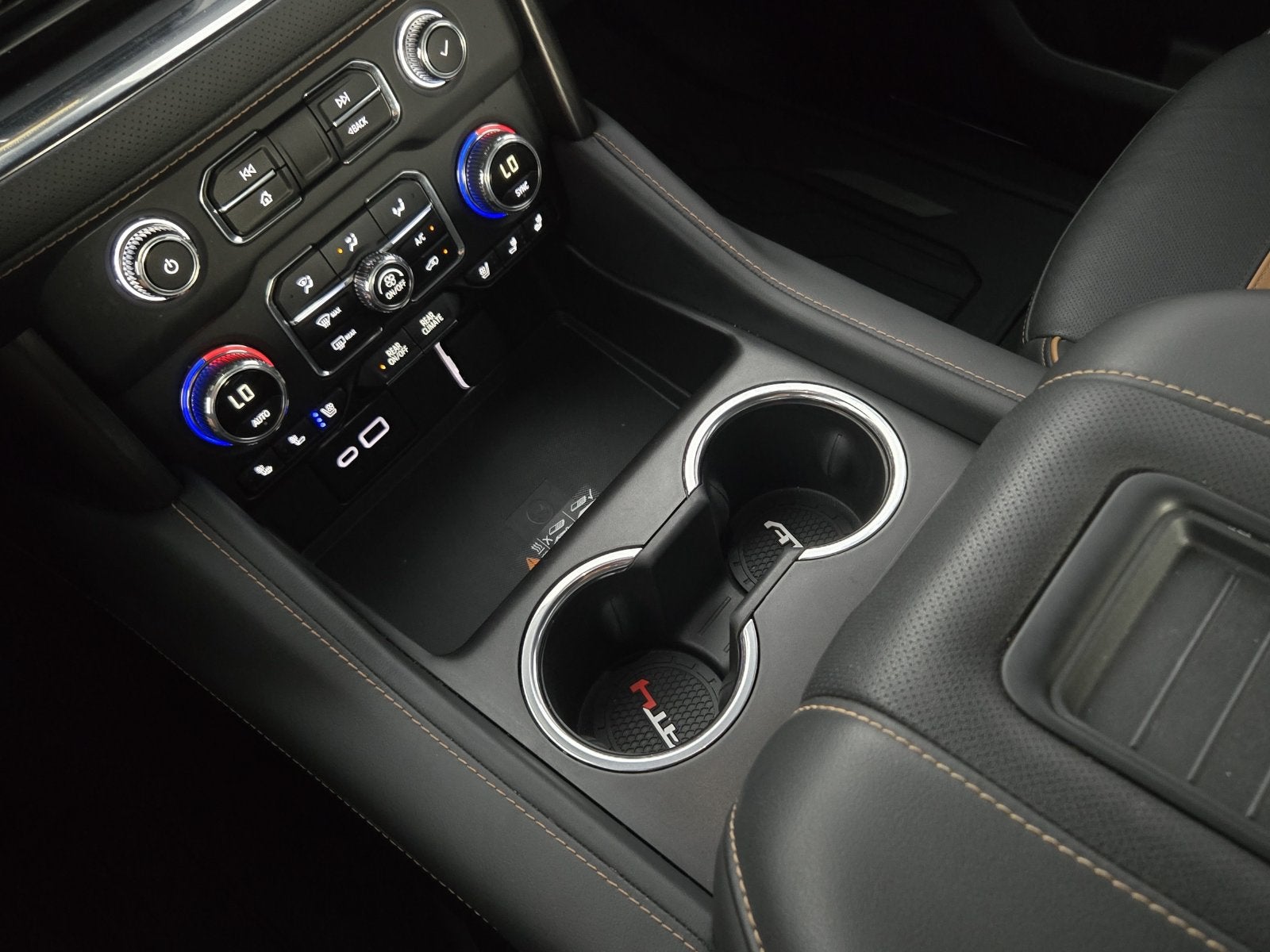 2024 GMC Yukon 4WD AT4