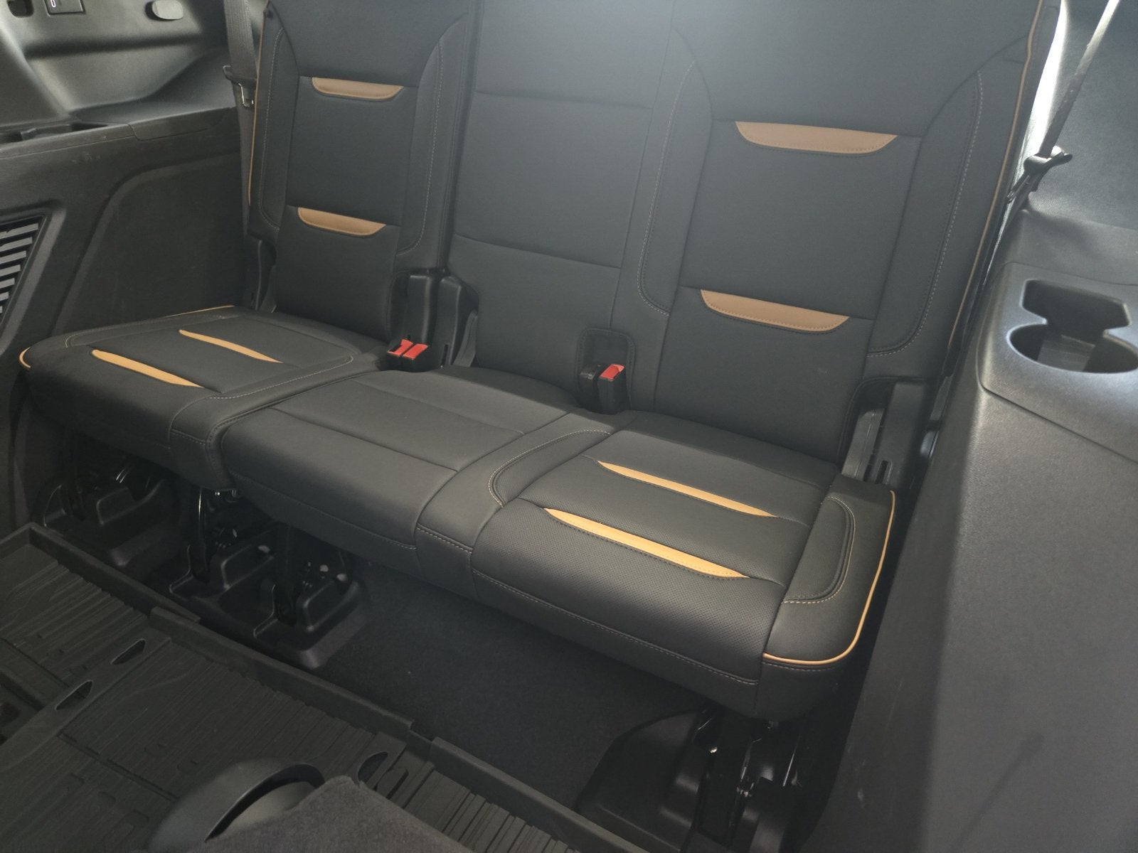 2024 GMC Yukon 4WD AT4